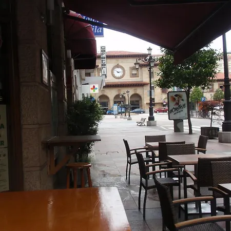 奥维多法维拉酒店 酒店 奥维耶多