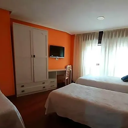Szálloda Favila Oviedo