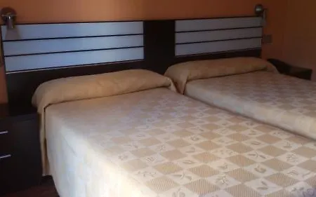 Favila Otel 2*